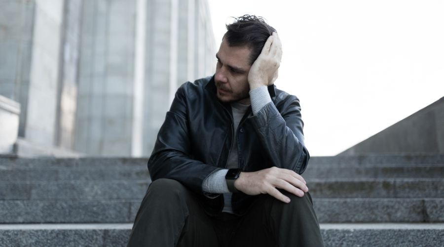Dealing with Negative Thoughts Dealing with Negative Thoughts